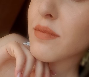 Liquid Lipstick 'Light Brown'
